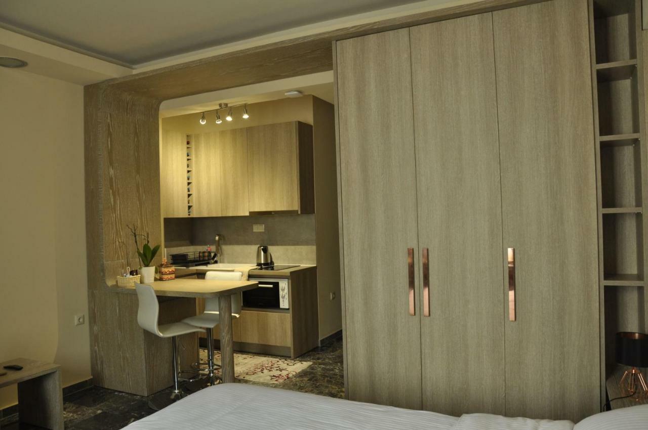 Agias Sofias Street Luxurious Studio 塞萨洛尼基 外观 照片