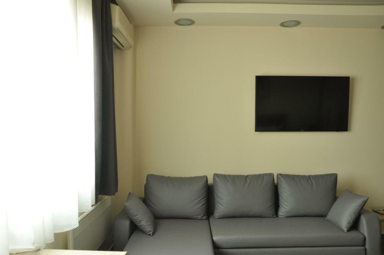 Agias Sofias Street Luxurious Studio 塞萨洛尼基 外观 照片