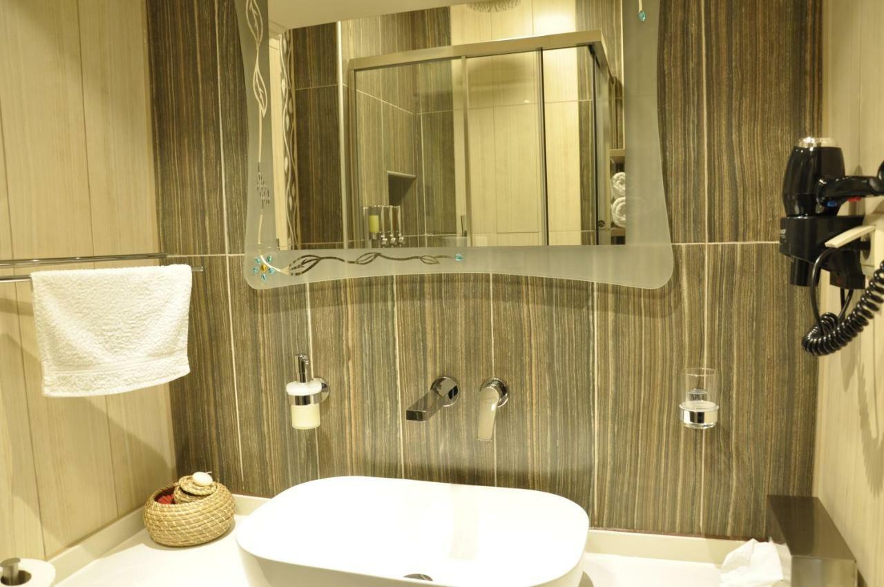 Agias Sofias Street Luxurious Studio 塞萨洛尼基 外观 照片